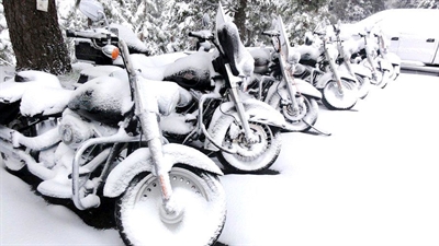 Combat el fred si vas amb moto